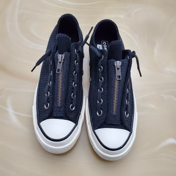 ✨LIMITED EDITION✨ Converse Embossed Suede Chuck 70 Zip - Picture 2 of 8